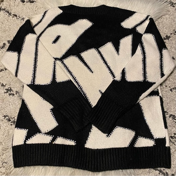 Victoria’s Secret 2018 Fashion Show Limited Edition Bling Lace Up Sweater - Picture 7 of 9